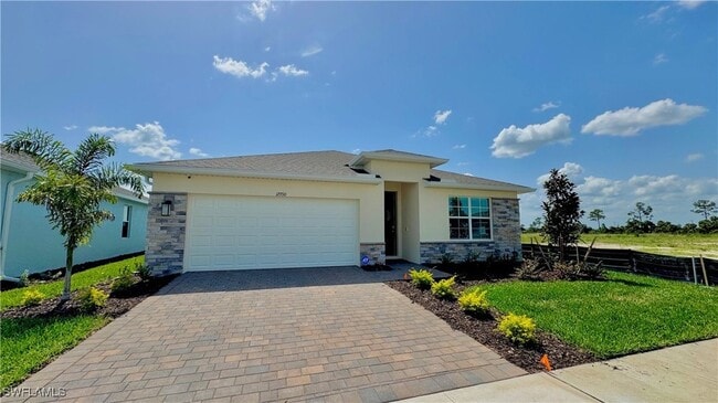 Building Photo - 17710 Shade Tree Loop