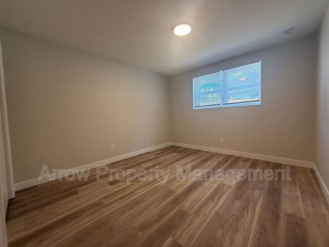 Building Photo - 2206 K St