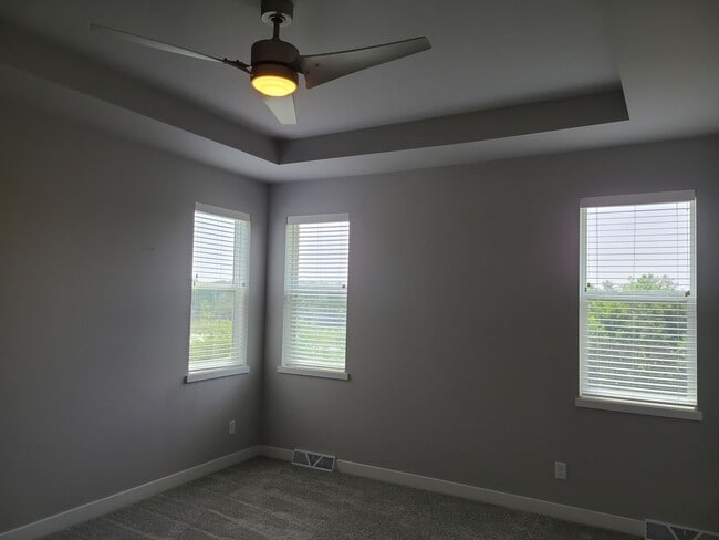 Building Photo - Four Bedroom Three Bath Single Family Home