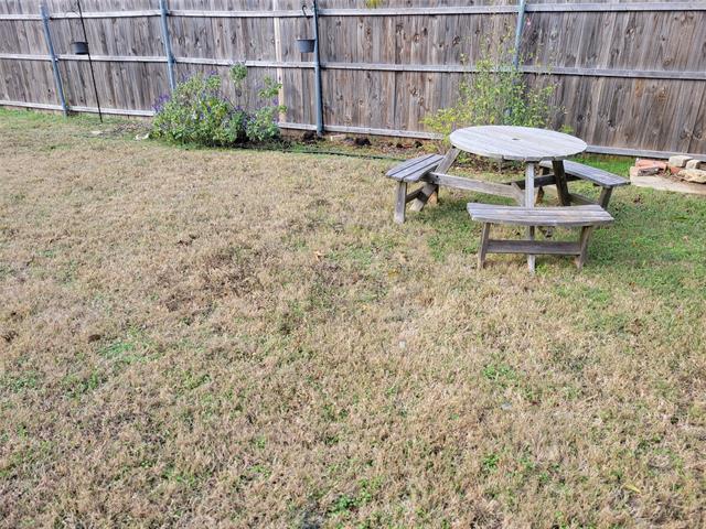 Building Photo - 9220 Nightingale Dr