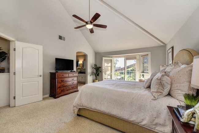 Building Photo - Elegant Granite Bay Home Located in Treelake Village and the  Eureka Union School District