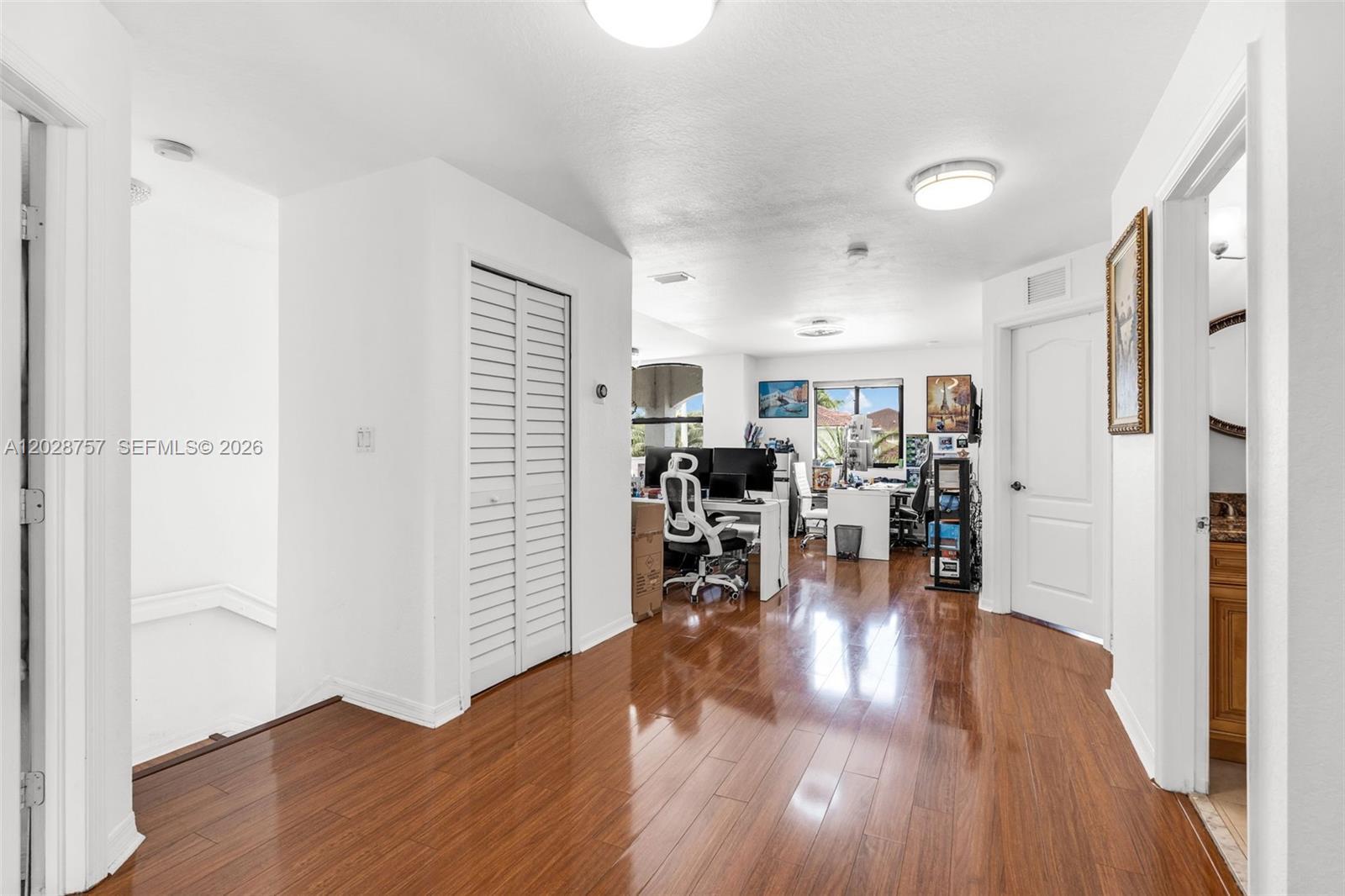 Building Photo - 16610 SW 57th Ln