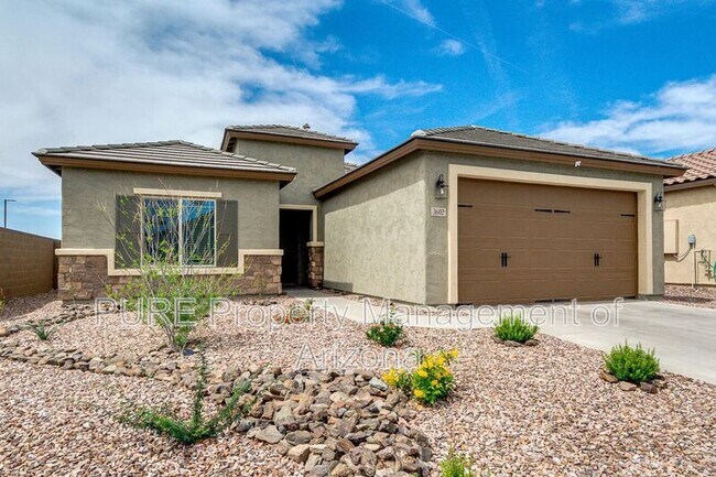 Building Photo - 3602 N Barrington Dr