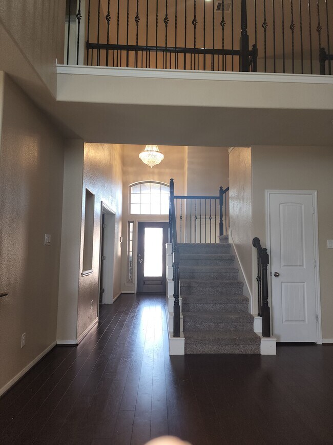 Building Photo - 25619 Anvil Iron Ln