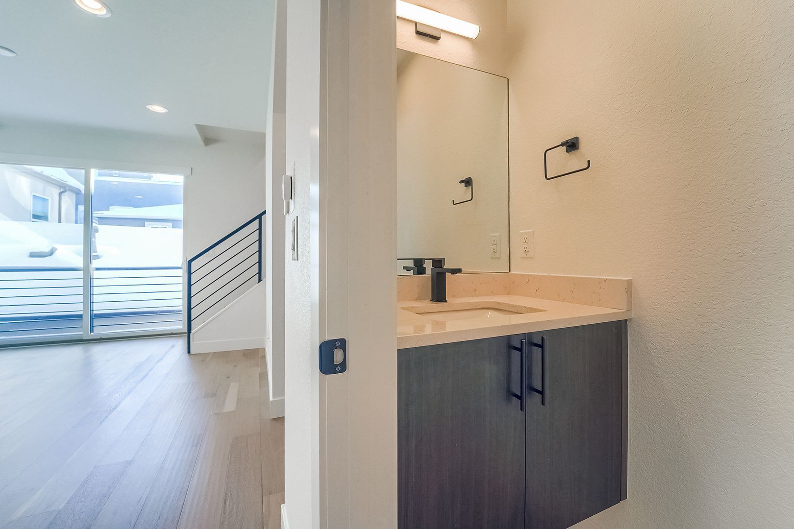 Building Photo - 2828 W 25th Ave