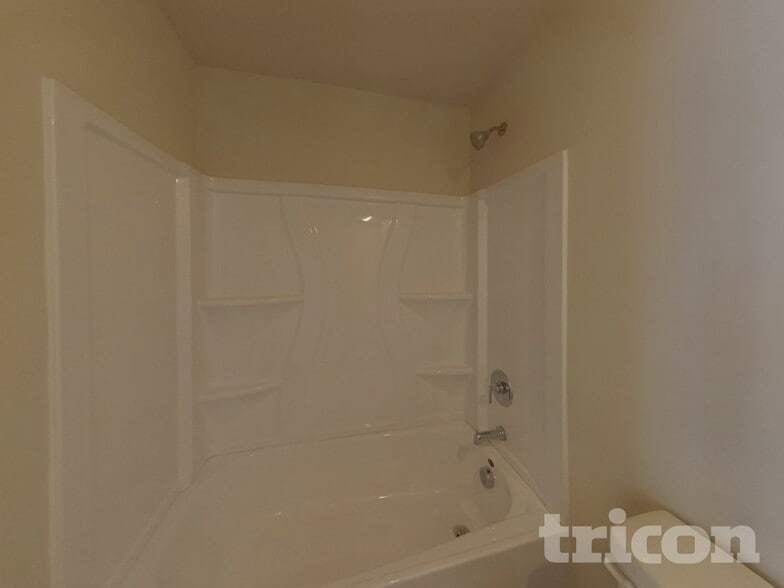 Building Photo - 1207 Mary Jane Ave