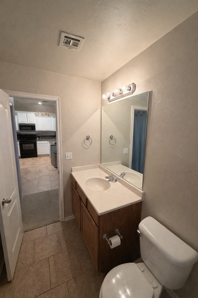 Building Photo - 4525 SE 81st St