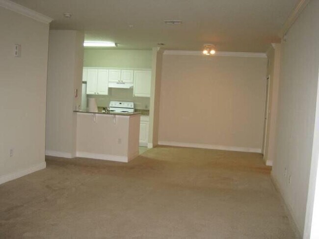 Building Photo - 225 Southern Pecan Cir