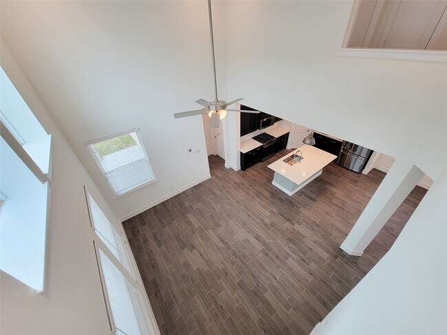 Building Photo - 30943 Star Gazer Rd