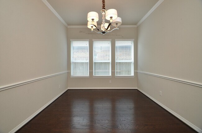 Building Photo - 11134 Honeysuckle Haven Dr