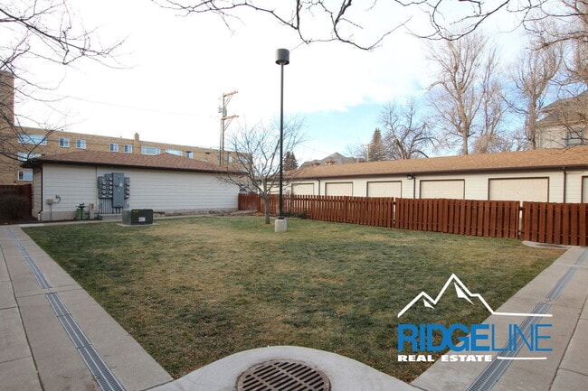 Building Photo - 424 5th St N