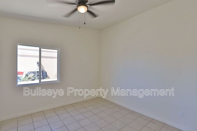 Building Photo - 1548 E 26th Ave