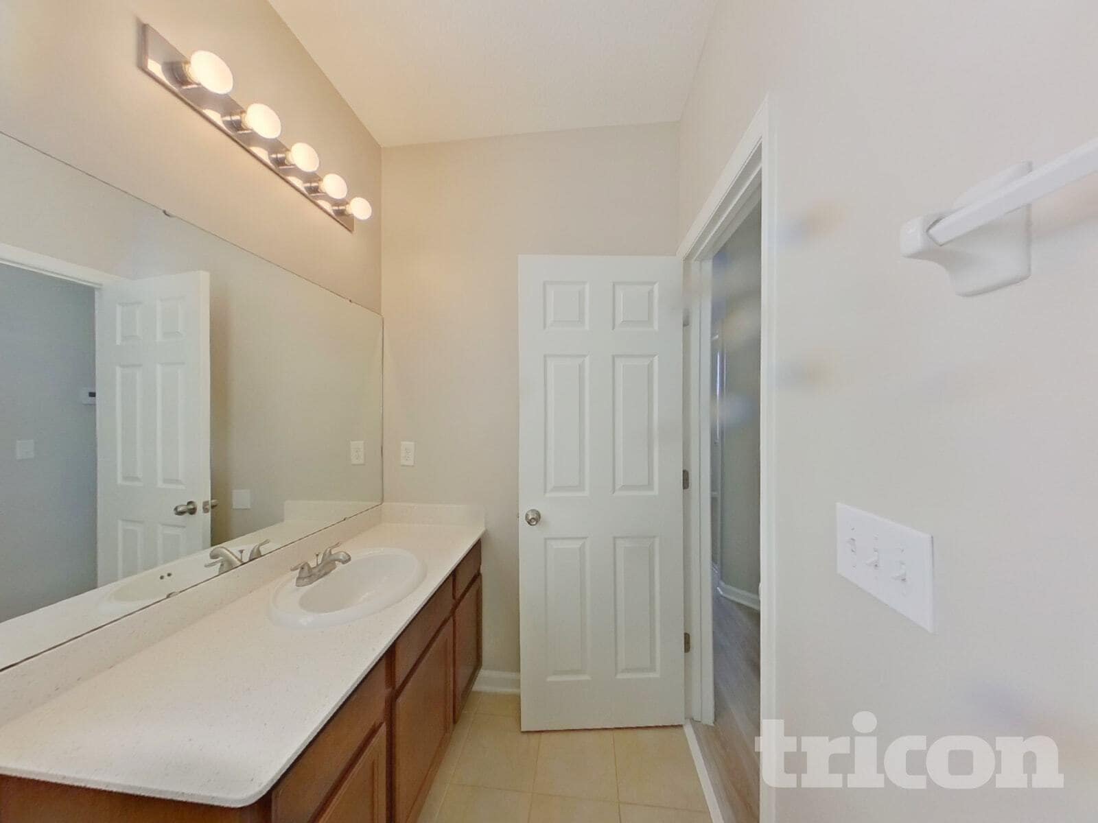 Building Photo - 454 Vineyard Ln