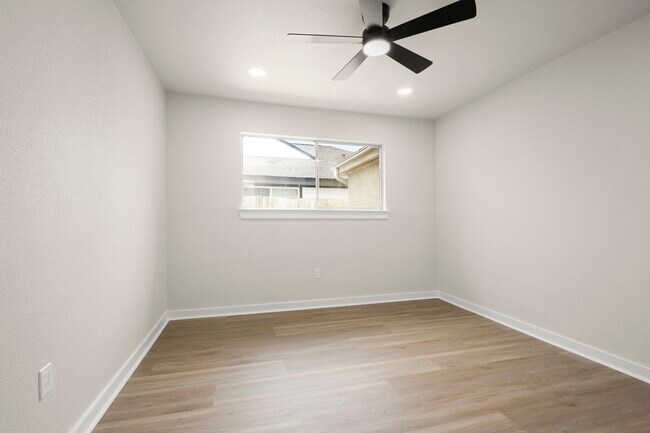 Building Photo - 11534 Willwood Dr