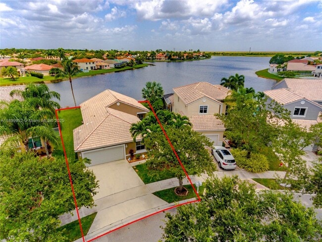 Building Photo - 968 Savannah Falls Dr