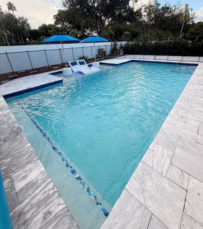 Building Photo - 19625 Sedgefield Terrace