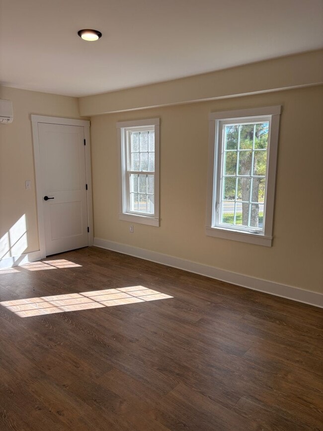 Building Photo - LUXURY 2BR Lenox, ALL Utilities included!