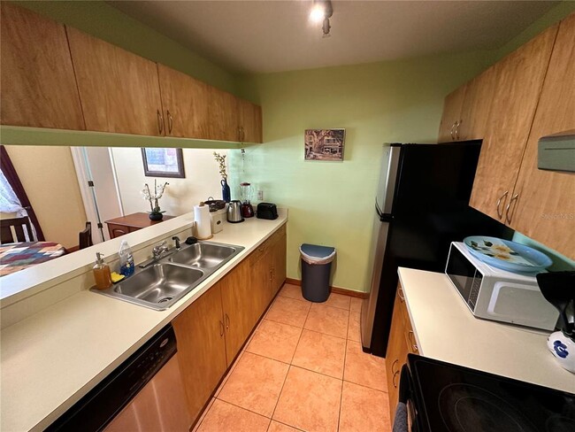 Building Photo - 3840 59th Ave W