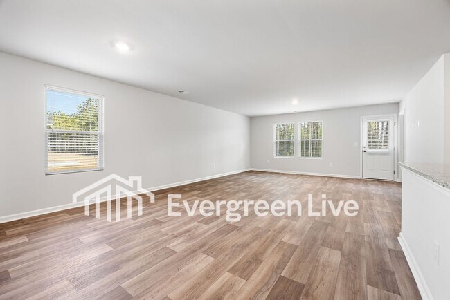 Building Photo - 1716 King Oaks Lp