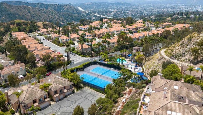 Building Photo - Beautiful home located in the coveted Rancho San Rafael area of Glendale