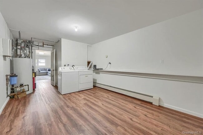 Building Photo - 31 Gleason Dr