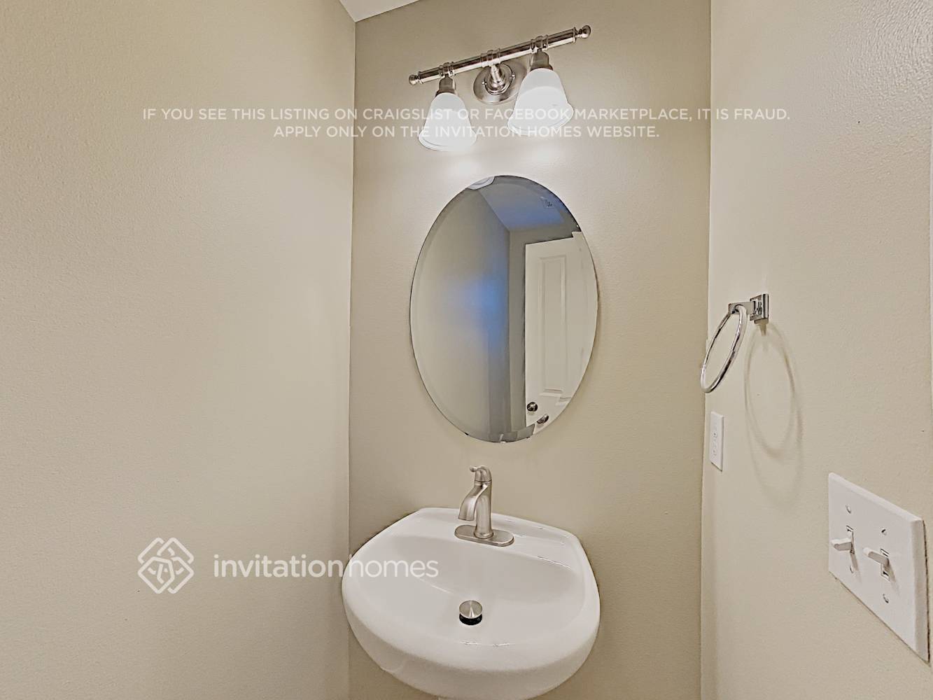 Building Photo - 12804 81 Ave Ct E