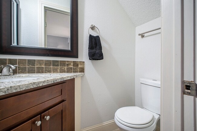 Building Photo - 11002 Hammerly Blvd