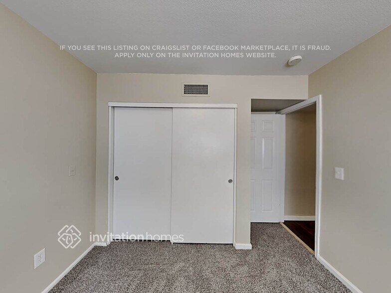 Building Photo - 6748 W Cinnabar Ave