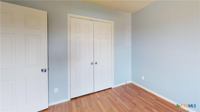 Building Photo - 5505 Orts Dr