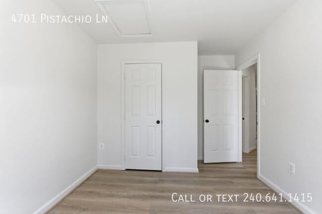 Building Photo - 4701 Pistachio Ln