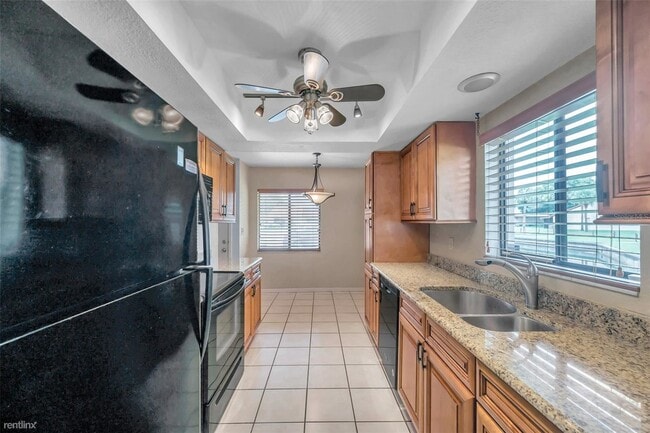 Building Photo - 2 br, 2 bath House - 7360 R Ulmerton Road