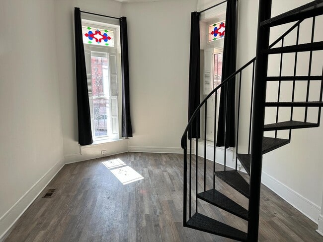 Building Photo - 1825 Madison Ave