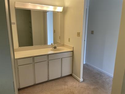 Building Photo - 123 Harvest Dr