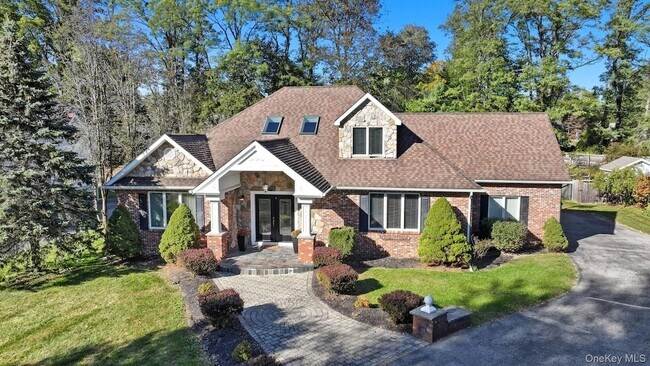 Building Photo - 45 Evergreen Ave