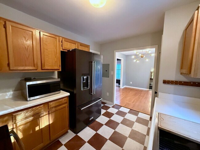 Building Photo - 5716 Bashford Crest Ln