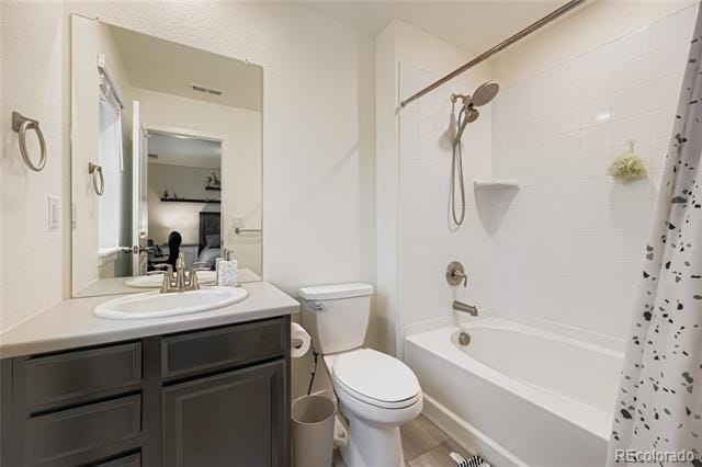 Building Photo - 1060 S De Gaulle Ct