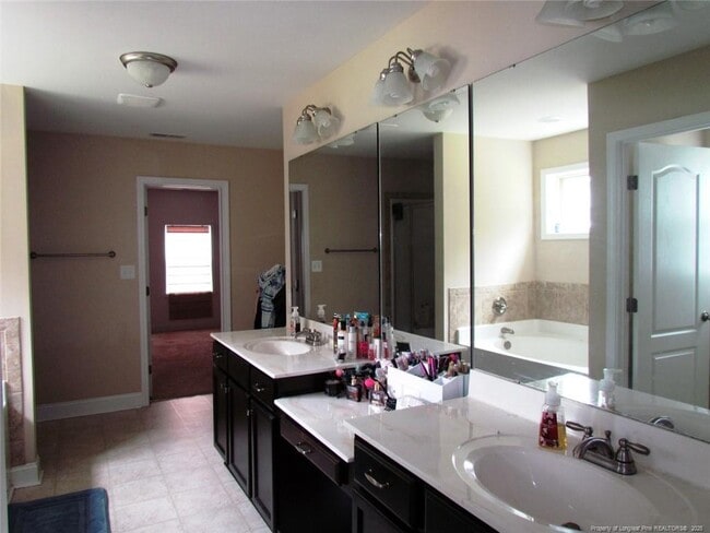 Building Photo - 6716 Brentmoor Ct