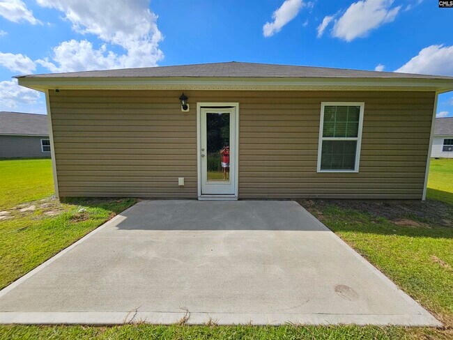 Building Photo - 3705 Stallion Dr