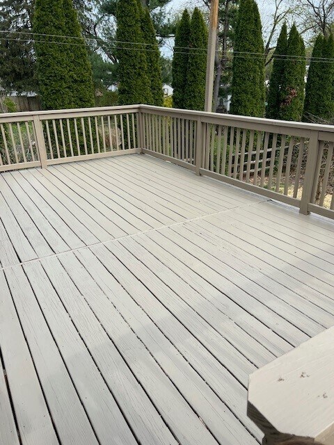 Building Photo - 140 W Evergreen St