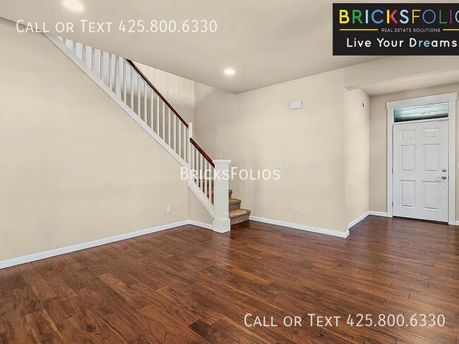 Building Photo - 814 Mount Baker Pl NE