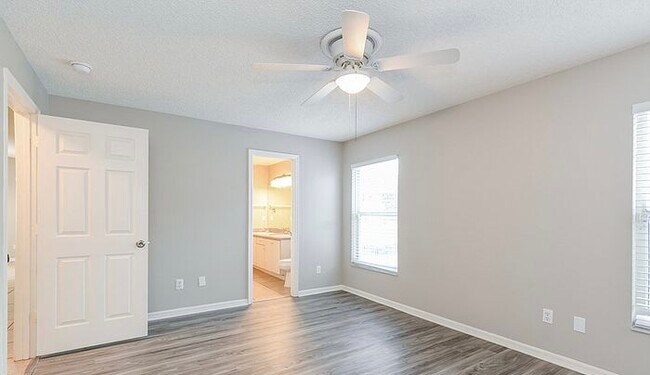 Building Photo - 1511 Indian Oaks Trl