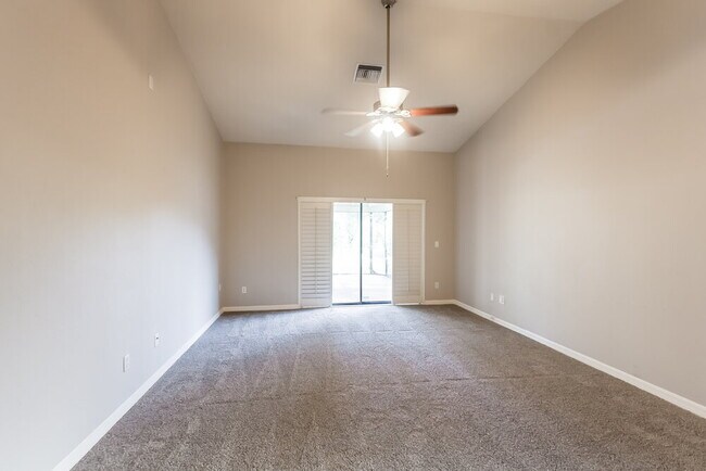 Building Photo - 1937 Princess Ct