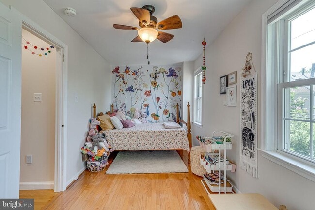 Building Photo - 912 Green St