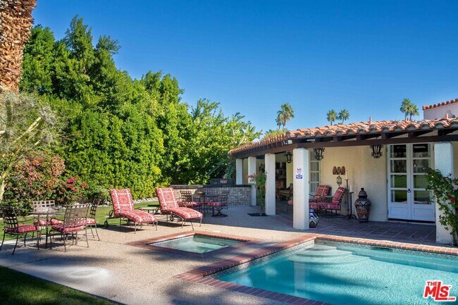 Building Photo - 2231 S Caliente Dr