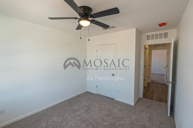 Building Photo - 1445 Jaycie Dr
