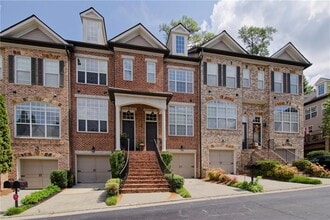 Building Photo - 2665 Rivers Edge Dr NE