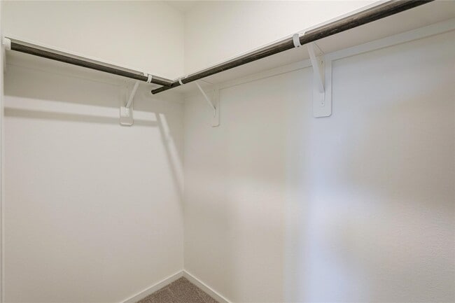 Building Photo - 17914 Becker Lndg Dr