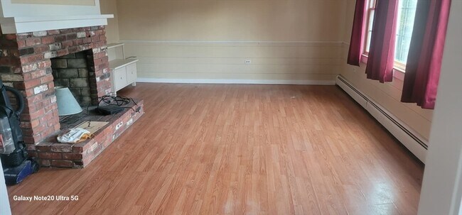 Building Photo - 422 MA-6A