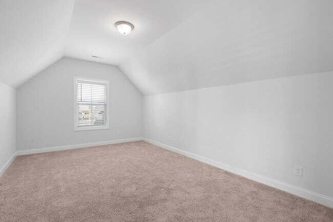 Building Photo - Dream Home in Hampstead!