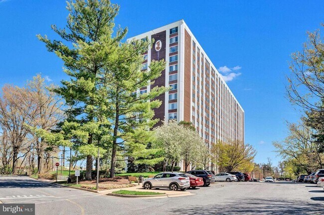 Building Photo - 11801 Rockville Pike